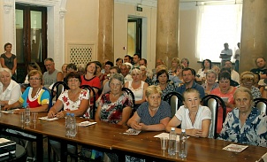 В Щекинском  районе прошла встреча с жителями по актуальным вопросам ЖКХ