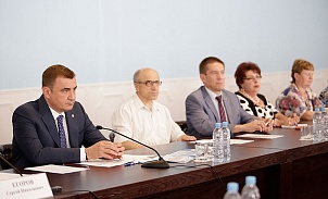 Алексей Дюмин встретился с активом Центра общественного контроля ЖКХ